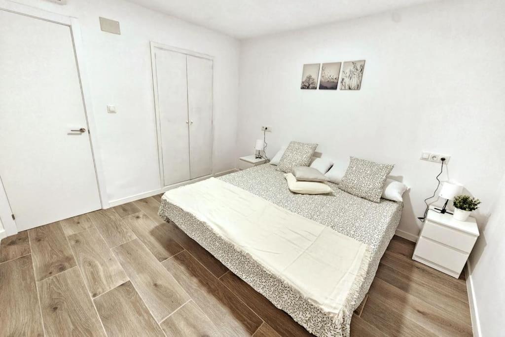 Apartamento Con Playa Del Arenal A Los Pies Platja de Larenal Buitenkant foto