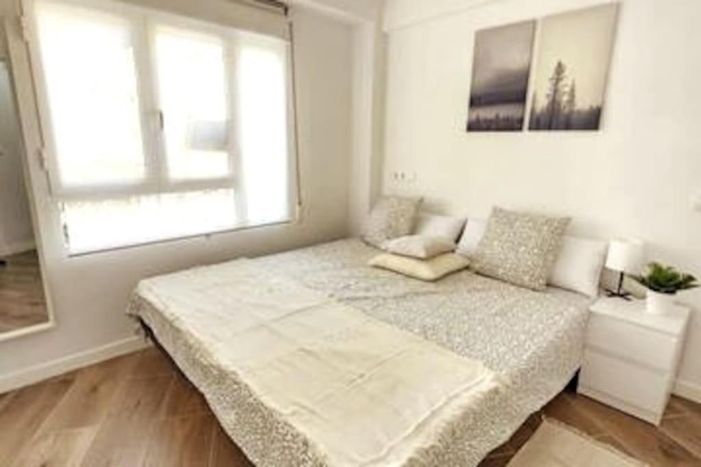 Apartamento Con Playa Del Arenal A Los Pies Platja de Larenal Buitenkant foto